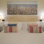 Ξενοδοχείο Ascot 2*