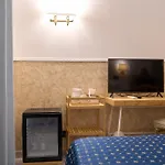 Ascot Ξενοδοχείο